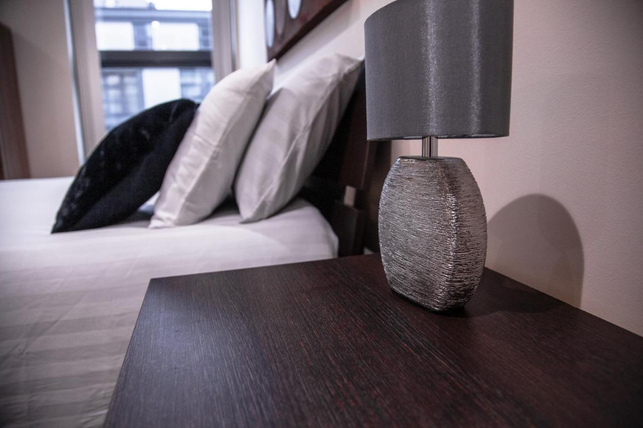 Canary Wharf Retreat - Serviced Apartments Лондон Екстер'єр фото