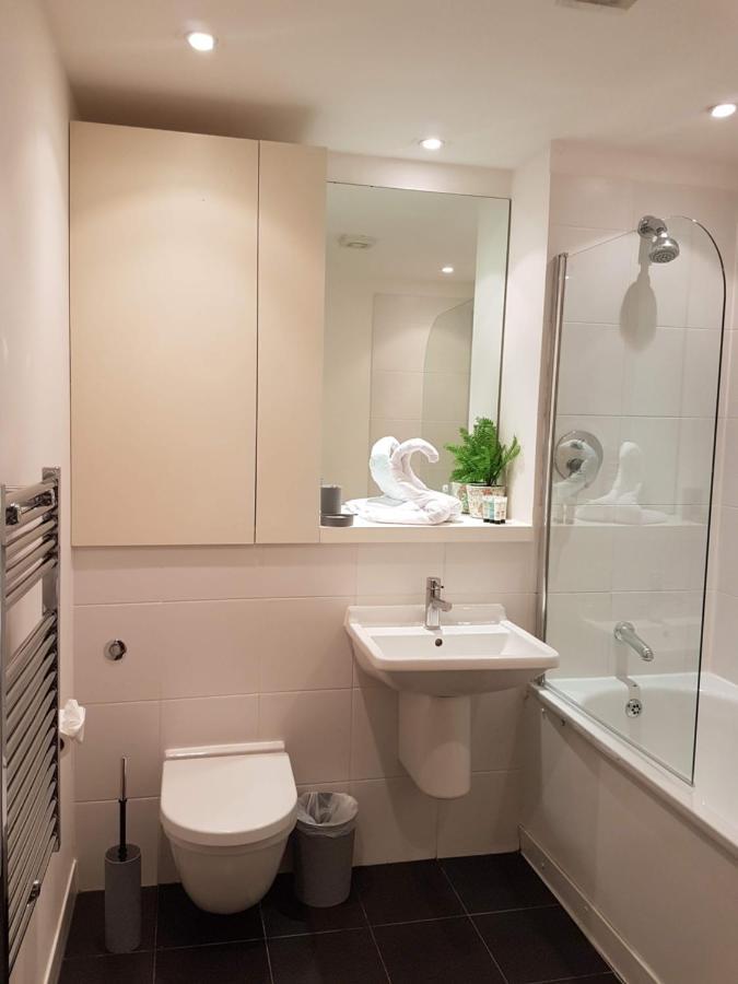 Canary Wharf Retreat - Serviced Apartments Лондон Екстер'єр фото