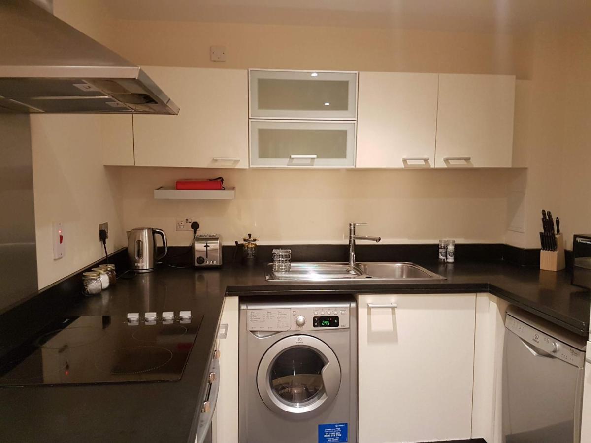 Canary Wharf Retreat - Serviced Apartments Лондон Екстер'єр фото